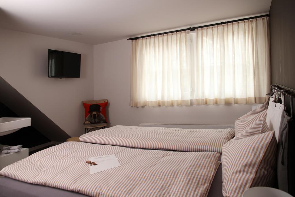 B&B Caffetino-Vino Richterswil Luaran gambar